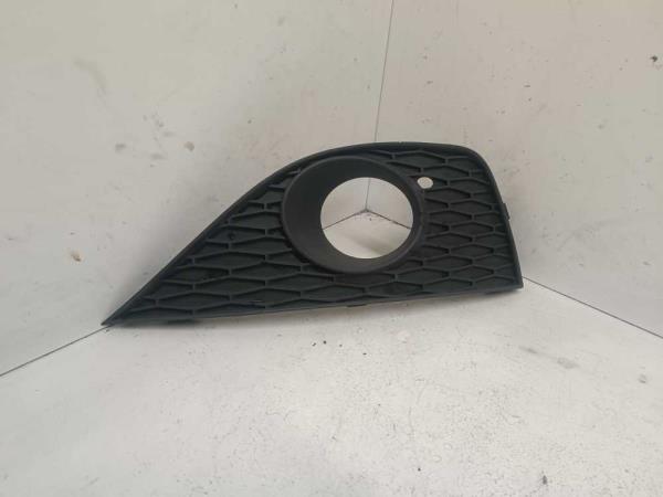 PARECHOC GRILLE PRISE D'AIR GAUCHE SEAT - Vue 1